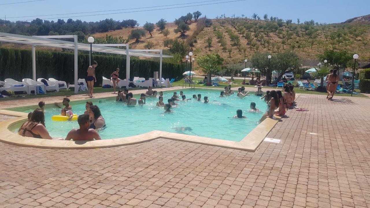 Agriturismo Paparanza Valguarnera Caropepe ภายนอก รูปภาพ